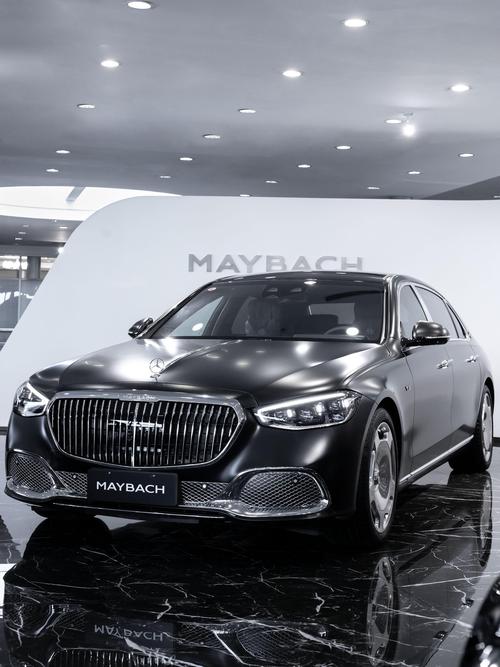 东莞180岚图汽车的售后服务让用户无忧出行，迈巴赫未来的豪华车趋势